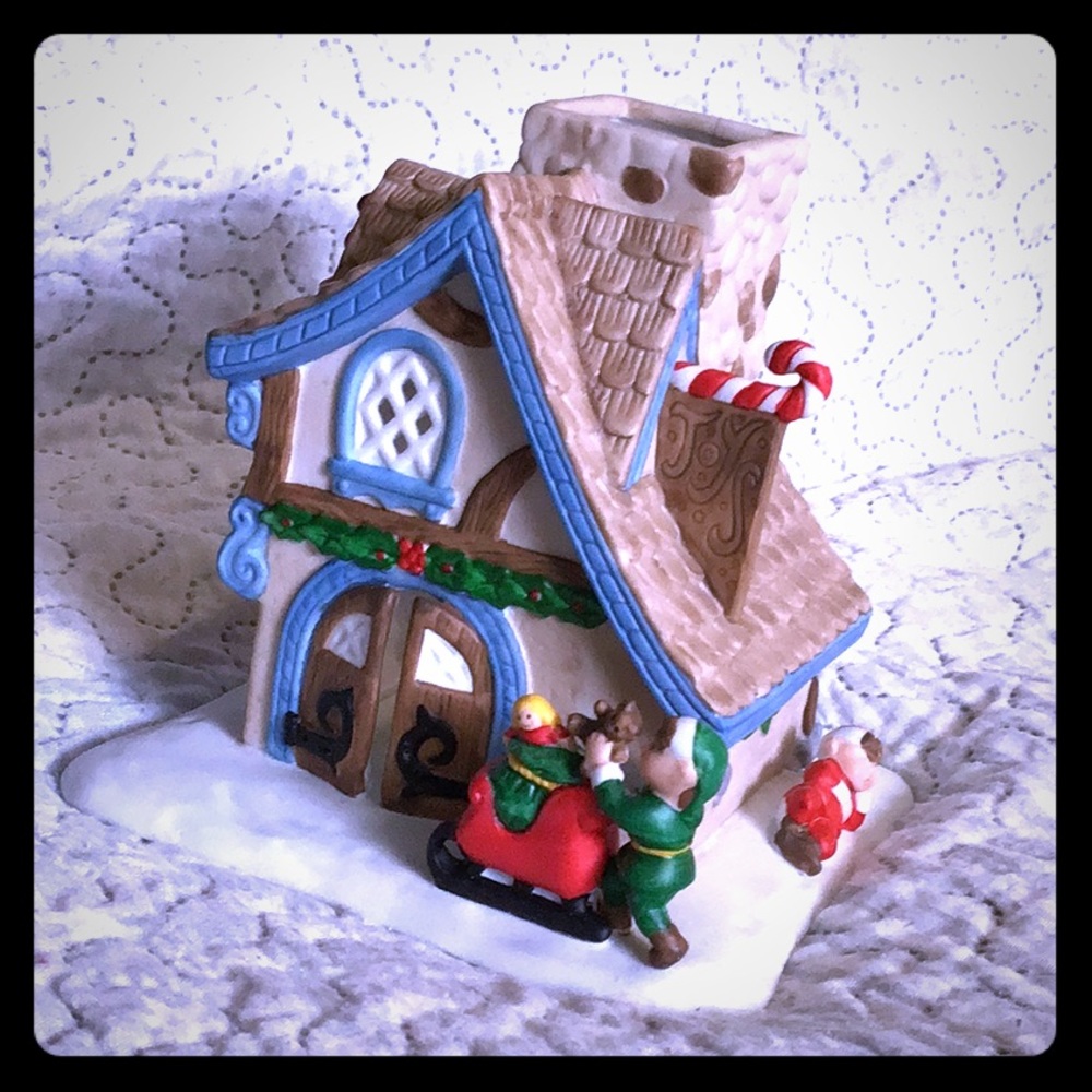 Santa’s workshop candle holder